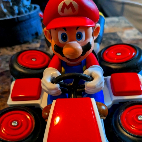 Mario Kart toy figure - Picture 1 of 5